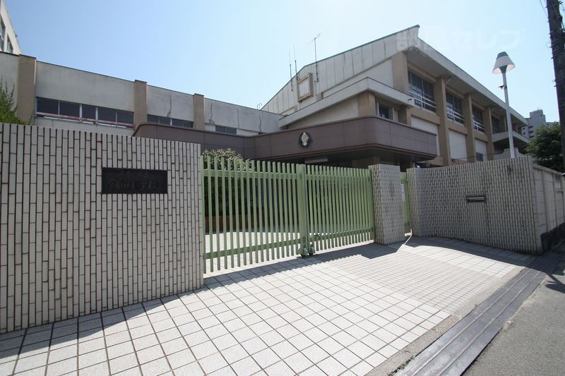 小学校　飯田小学校（小学校）まで410m