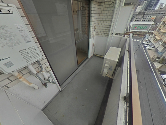 バルコニー　※別号室の写真です。