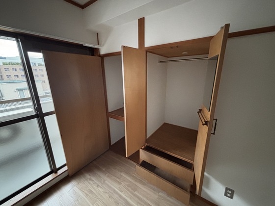 収納　※別号室の写真です。