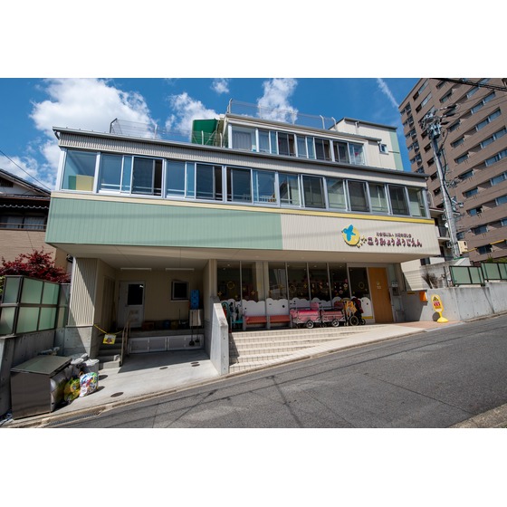 幼稚園・保育園　光明幼児園（幼稚園・保育園）まで302m