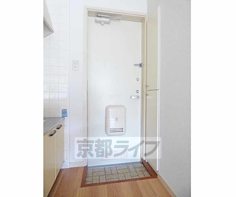 玄関　玄関です。