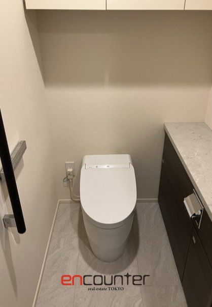 トイレ　※同マンション別室参考写真