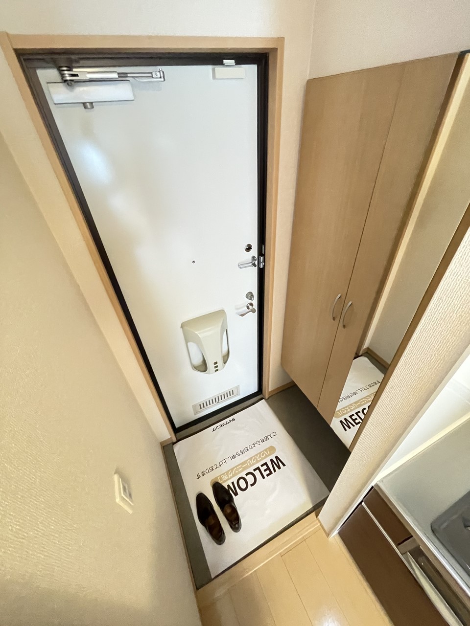 玄関　※同物件、別部屋になります。