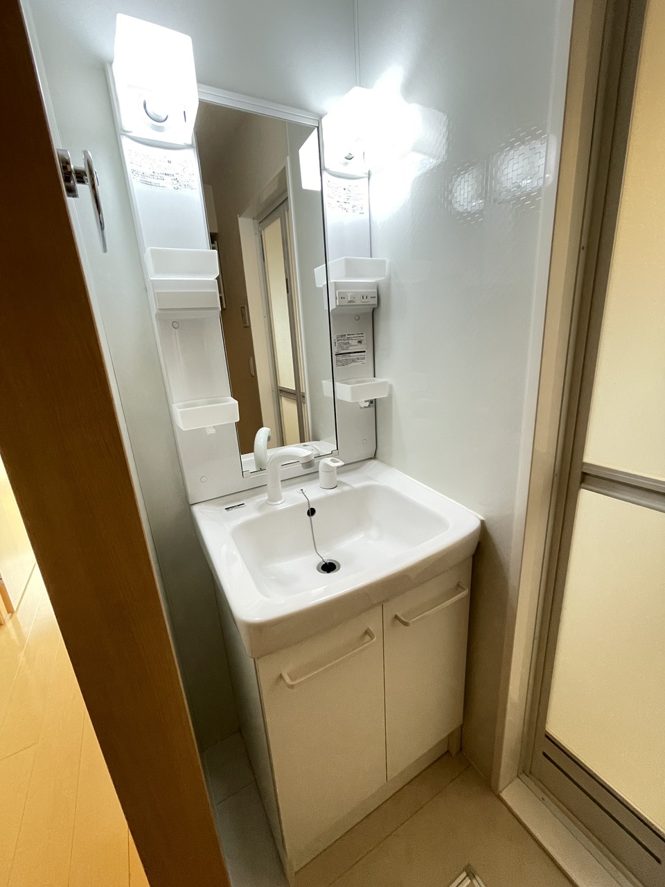 洗面設備　※同物件、別部屋になります。