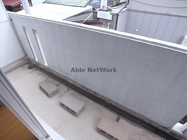 バルコニー　ベランダ