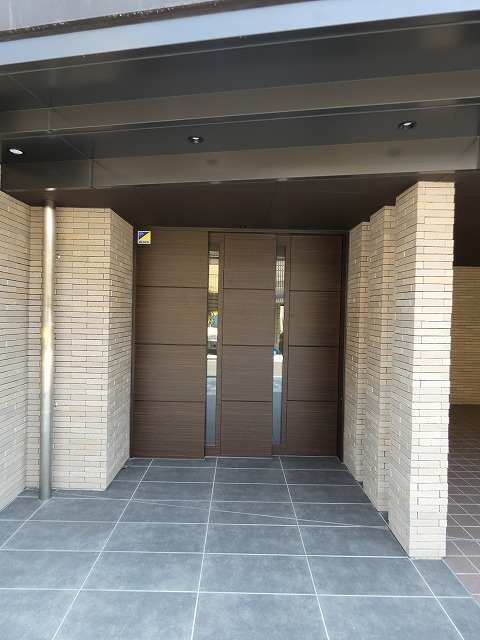 エントランス　エントランス