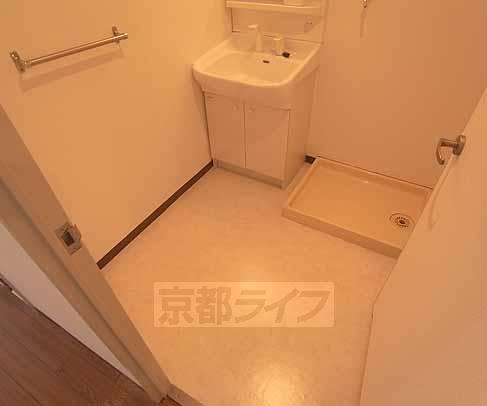 阪急京都線 西京極駅 徒歩5分 6階建 築38年の内装写真