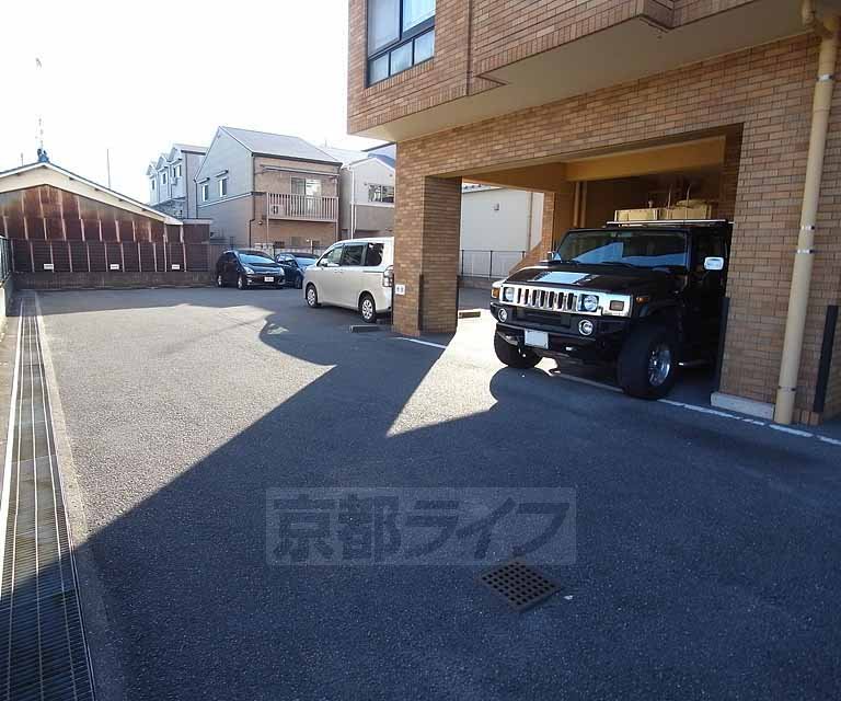 阪急京都線 西京極駅 徒歩5分 6階建 築38年の外観写真