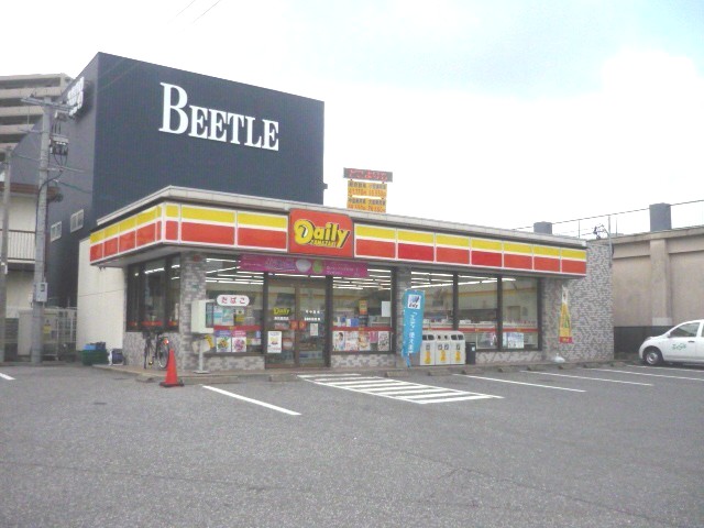 コンビニ　ニューヤマザキデイリーストア皇后崎西店（コンビニ）まで623m