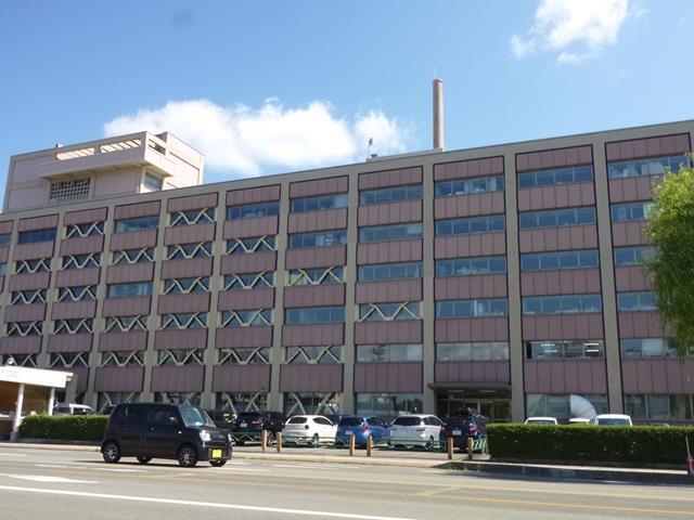 役所　秋田県庁（役所）まで750m