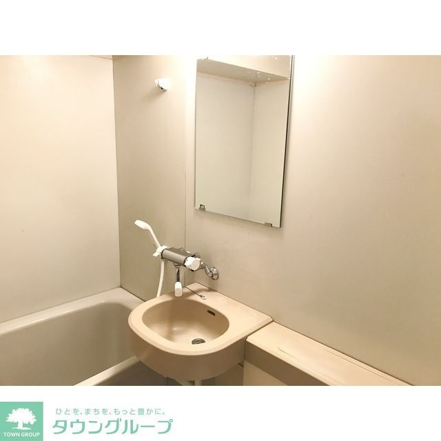 洗面設備　お部屋探しは株式会社　タウンハウジング　までお気軽にお問合…