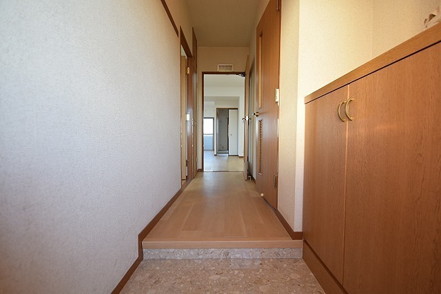 玄関　別部屋参考写真