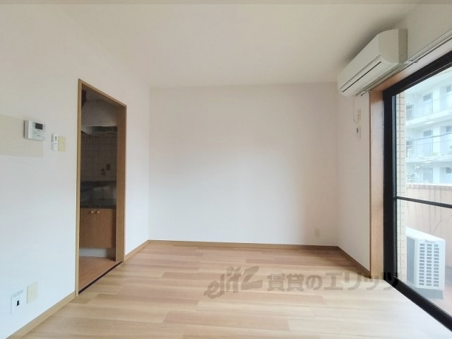 居室・リビング　洋室