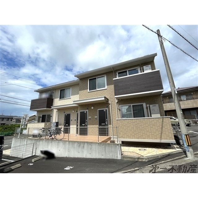 エントランス　建物外観