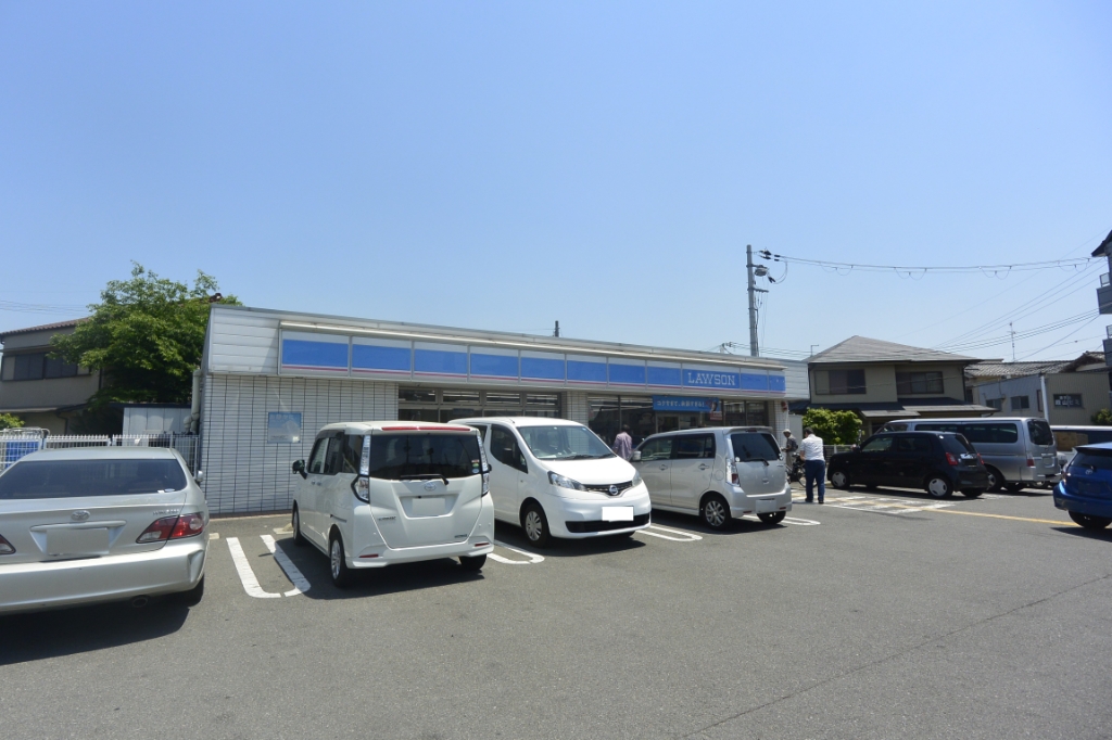 コンビニ　ローソン 枚方三栗一丁目店（コンビニ）まで387m
