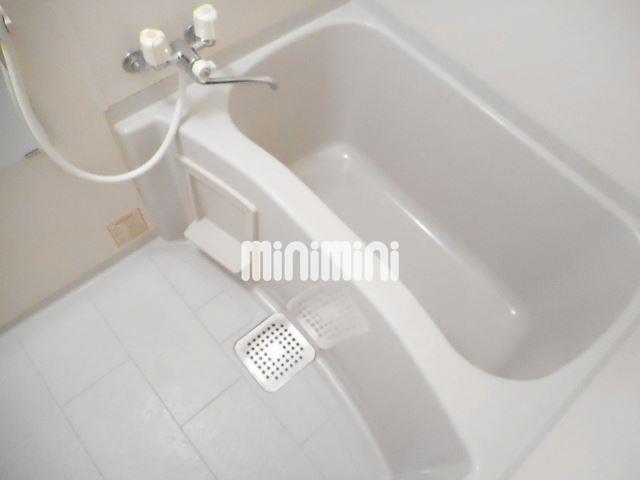 バス・シャワールーム　お風呂で疲れを取りましょう。