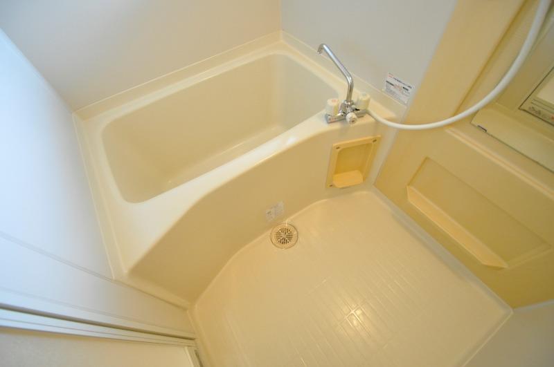 バス・シャワールーム　バスルーム