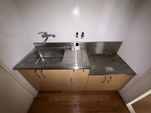 キッチン　コンパクトなキッチンで掃除もラクラク