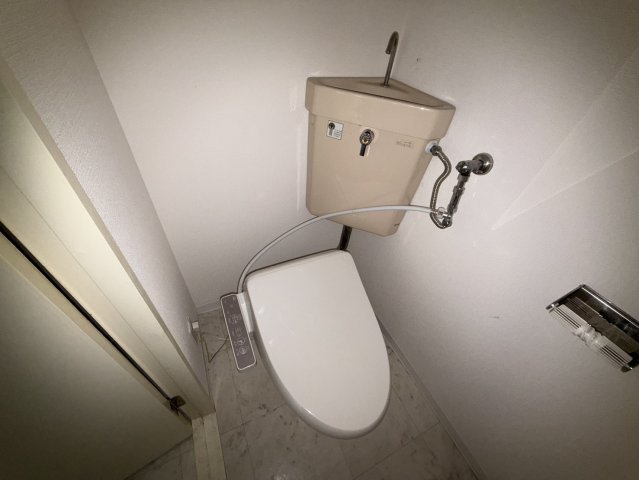 トイレ　落ち着いたトイレです