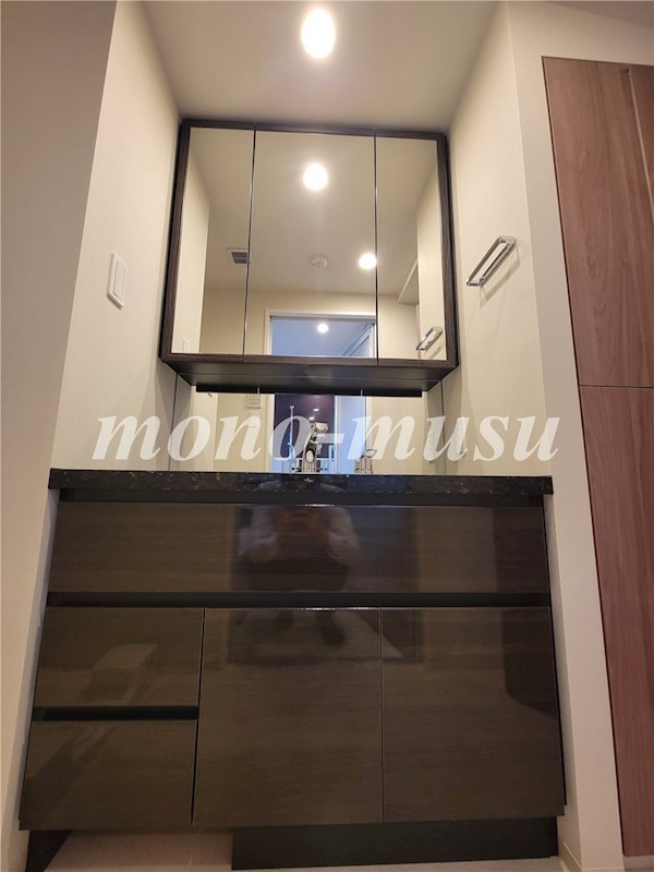 洗面設備　別部屋参考写真