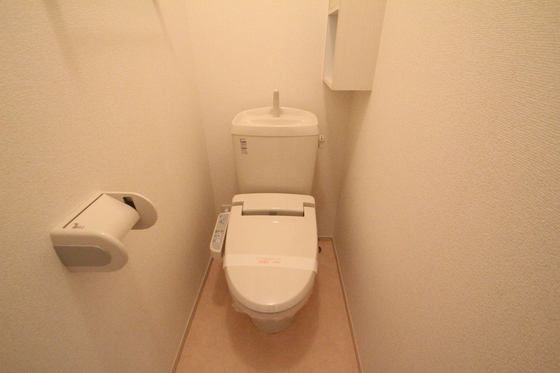 トイレ　※別部屋の写真です