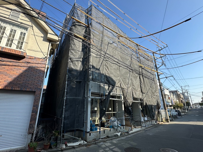 建物外観　建築中
