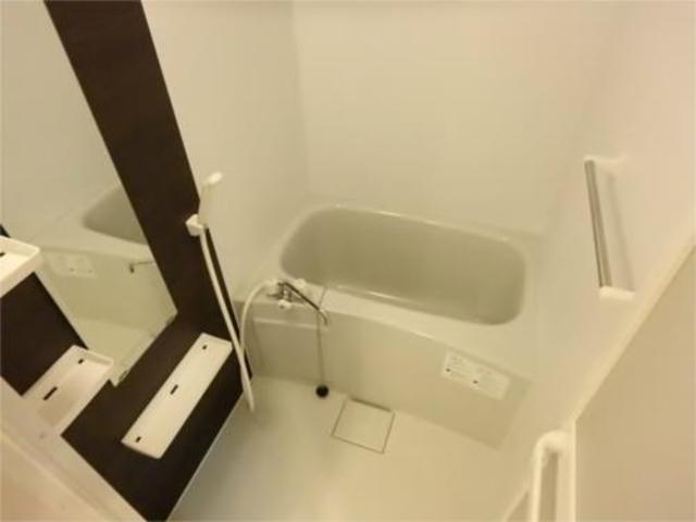 バス・シャワールーム　浴室乾燥機完備されてます