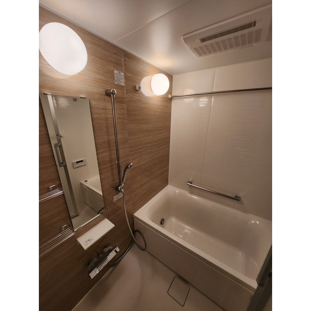 バス・シャワールーム　お風呂です