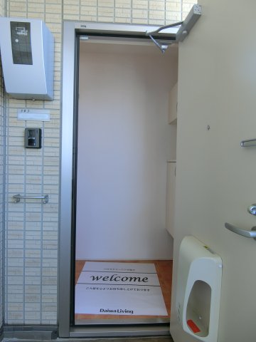玄関　303の写真