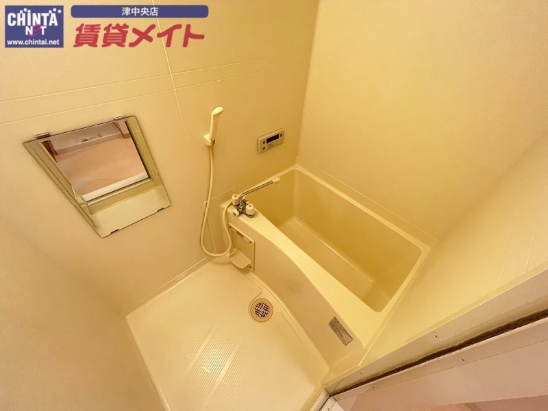 バス・シャワールーム　同型参考写真