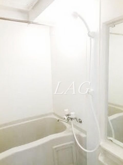 バス・シャワールーム　お風呂です。