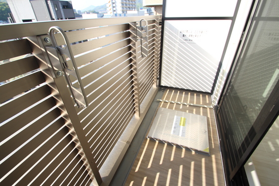 バルコニー　※別部屋の写真です