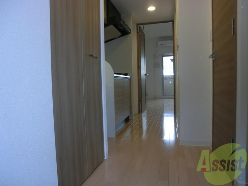 玄関　玄関廊下付きです