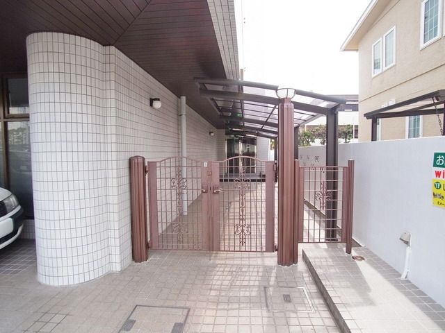 エントランス　♪エントランス部分♪