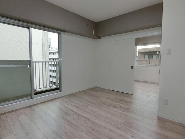 その他部屋・スペース　落ち着いて過ごせるお部屋なので、寝室にいかがでしょうか