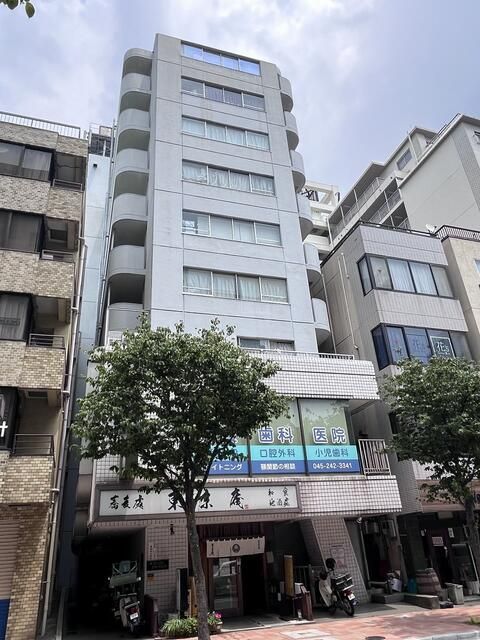 建物外観　駅徒歩5分で駅近です