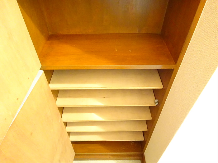 収納　シューズボックス