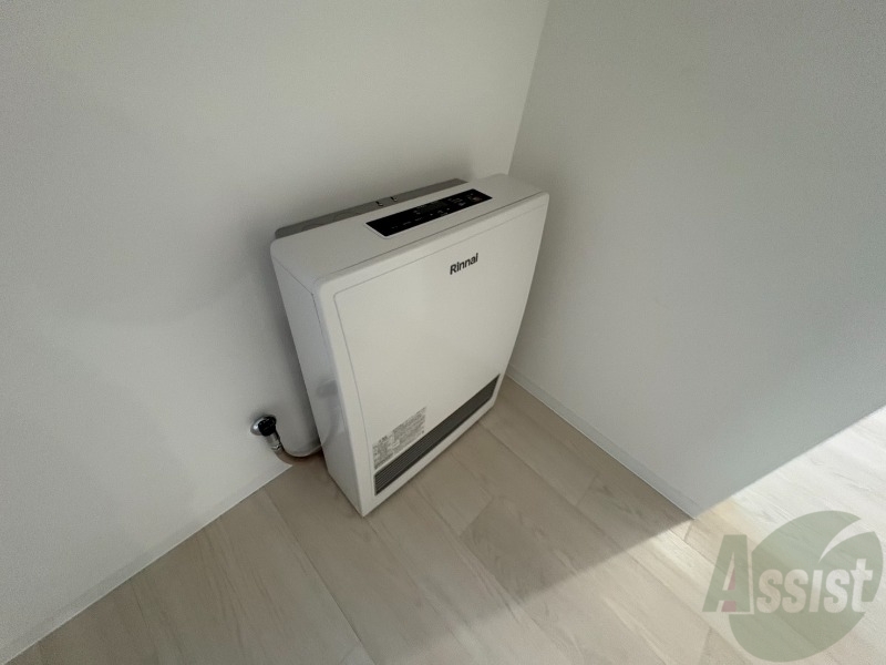 その他　暖房です。冬場の寒い日でも安心ですね～