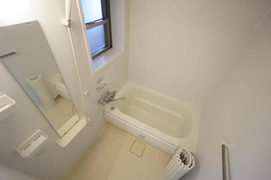 バス・シャワールーム　浴室