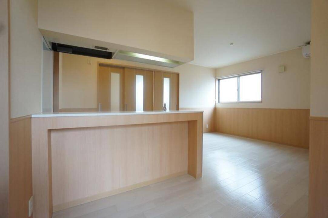 居室・リビング　リビング