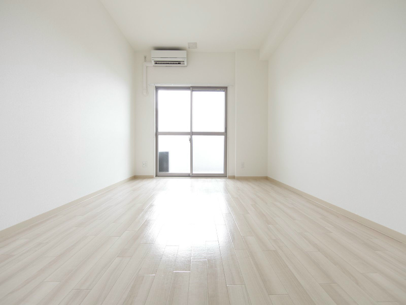 バルコニー　洋室7.5帖　ＤＫ5帖とつなげても仕切っても使えます