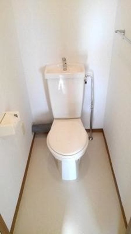 トイレ　図面と現状に相違がある場合には現状を優先