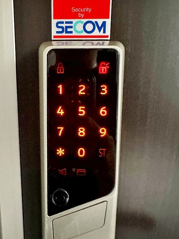 エントランス　★電子キー★