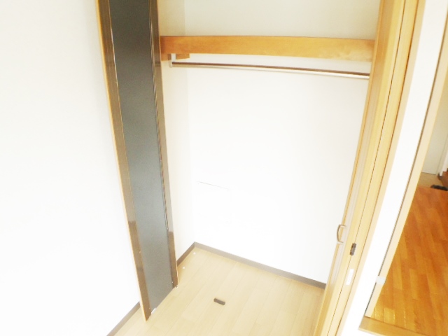 収納　収納が2ヶ所ありお荷物の多い方にもオススメ