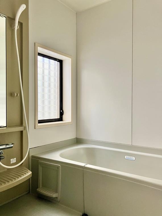 バス・シャワールーム　お風呂です