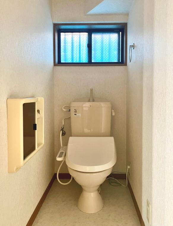 トイレ　トイレもきれいです