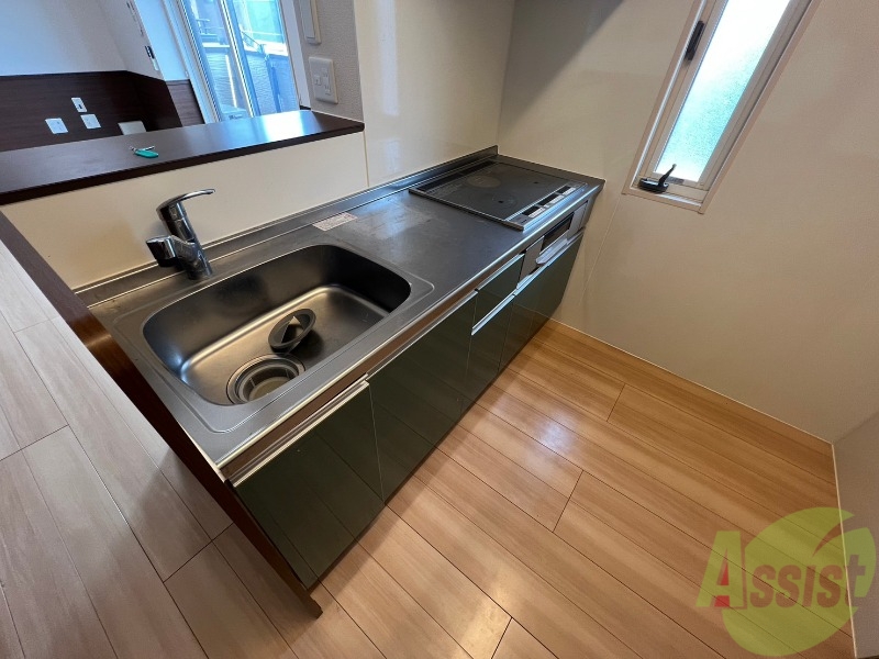 キッチン　ＩＨクッキングヒーターのシステムキッチンです。