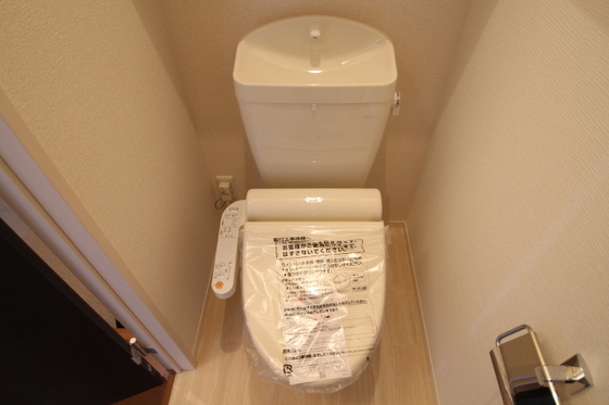 トイレ　※別部屋の写真です