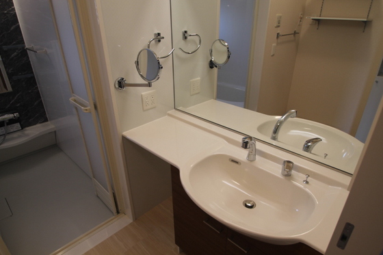 洗面設備　※別部屋の写真です