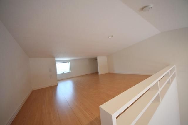 その他部屋・スペース　約6帖あるロフトです・2階高さございます